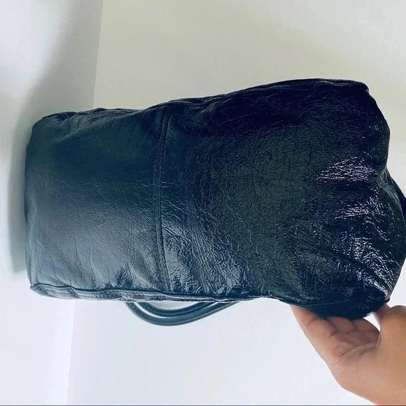 ALDO BLACK SHOULDER VINYL  BAG - Picture 2 of 15